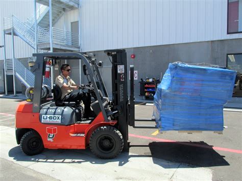 u-haul moving & storage at southern and unser